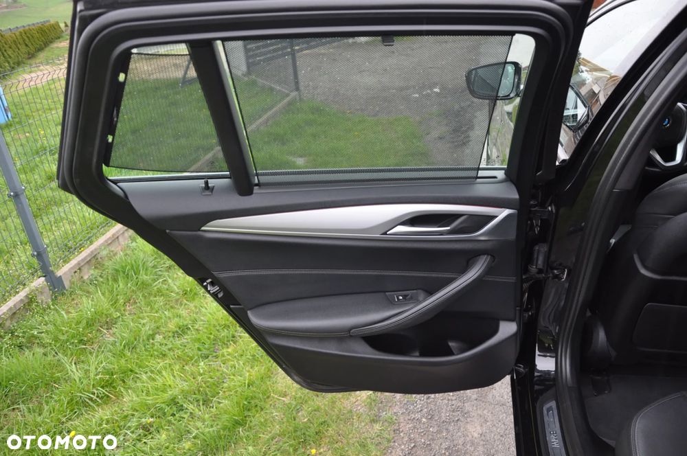 BMW Seria 5 520d xDrive mHEV M Sport sport - 17