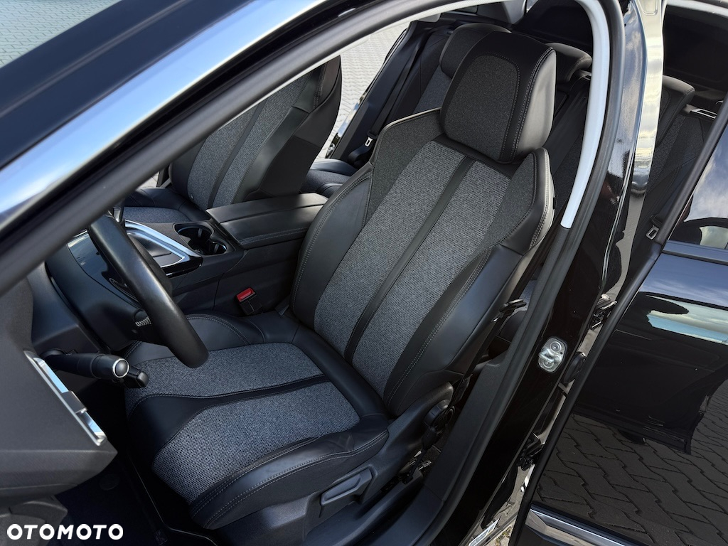 Peugeot 3008 1.6 BlueHDi Allure S&S - 19