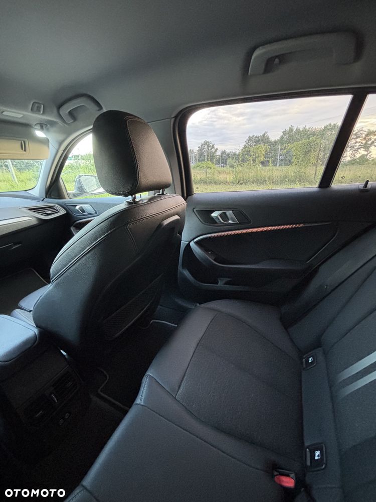 BMW Seria 1 118d M Sport - 12