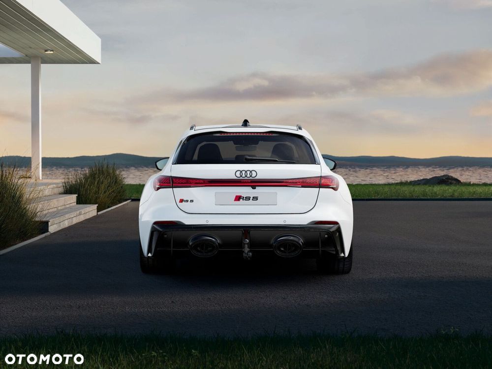 Audi RS5 Avant - 5