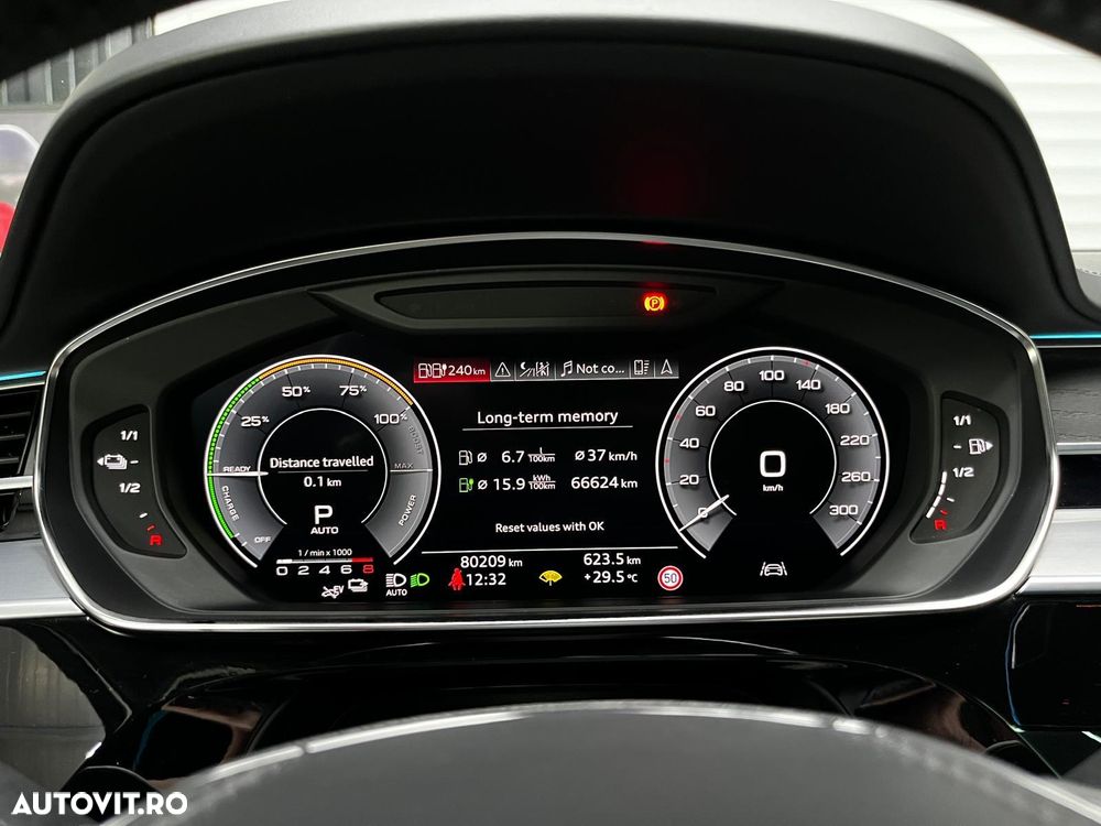AUDI A8 2021 — imagine 16