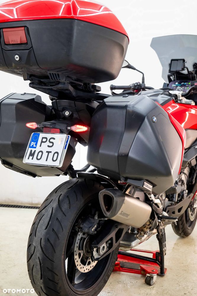 BMW XR - 25