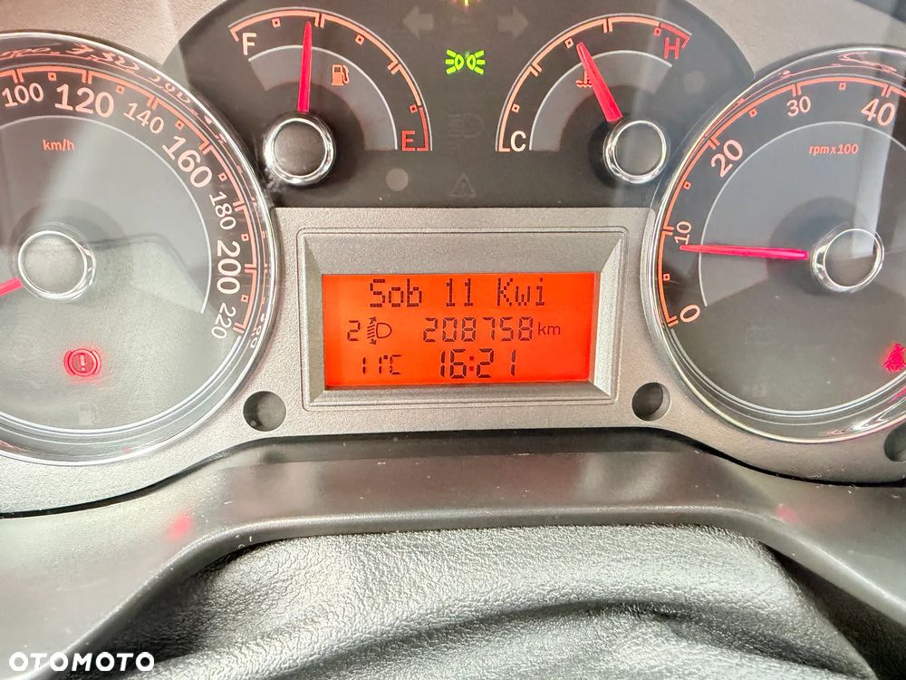 Fiat Linea 1.4 Active Euro5 - 7