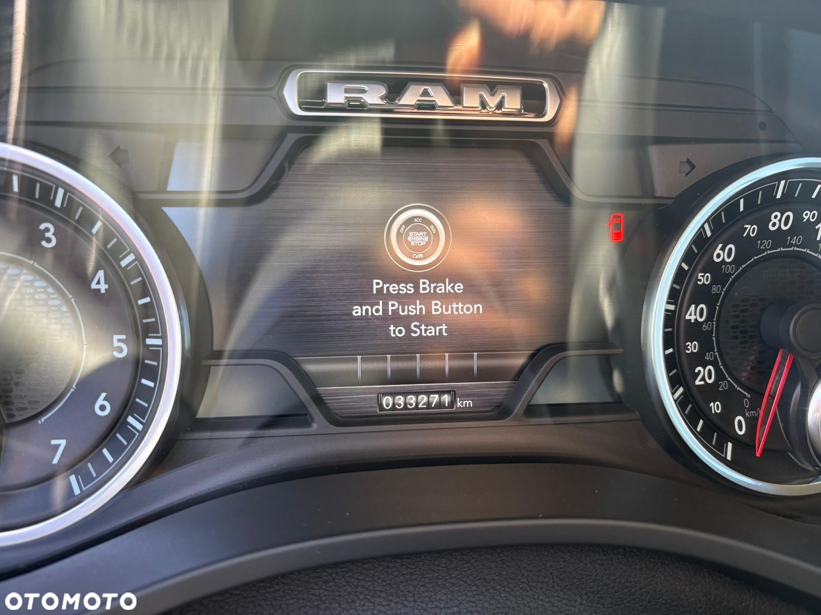 Dodge RAM 1500 5.7 4x4 - 25