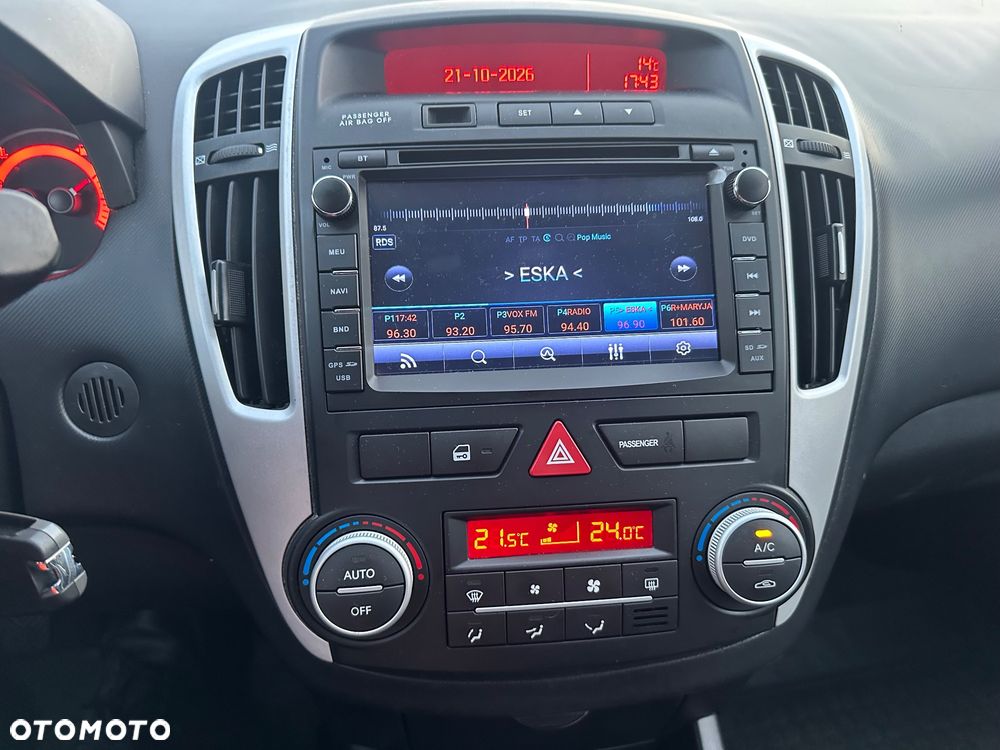 Kia Ceed 1.4 Comfort + - 19