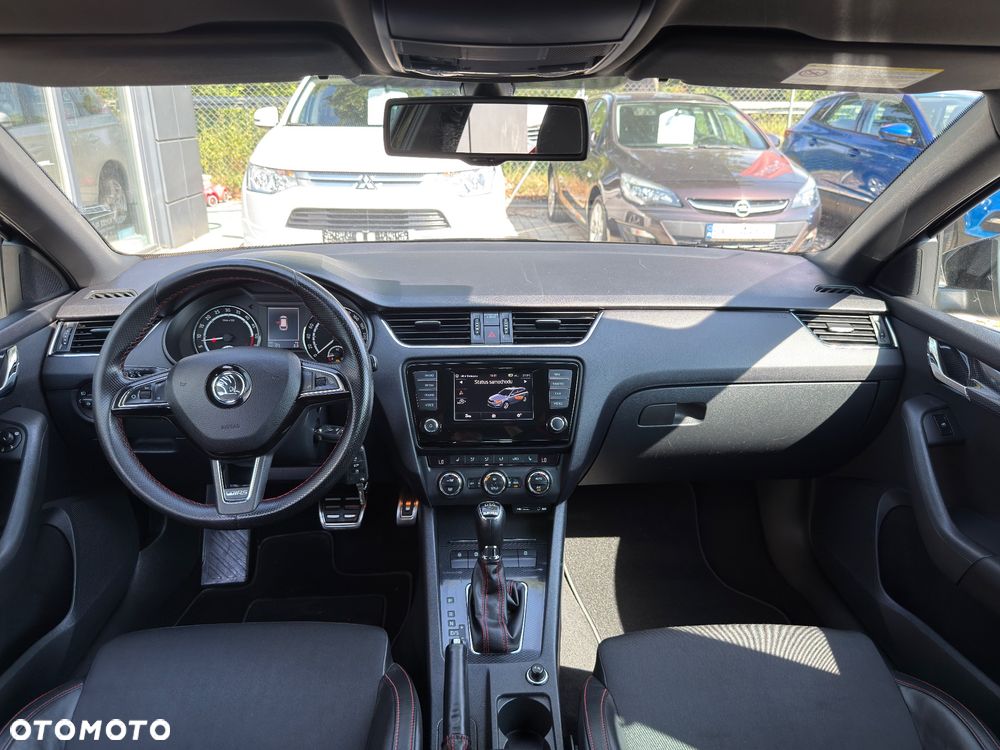 Skoda Octavia 2.0 TDI RS DSG - 28