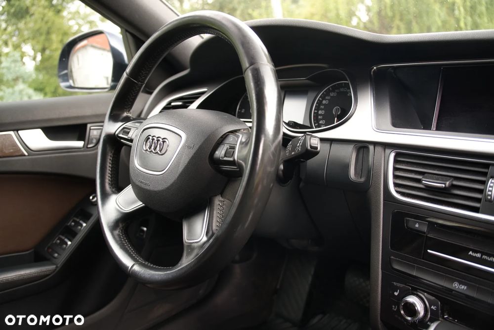 Audi A4 Allroad 2.0 TDI DPF S tronic - 29