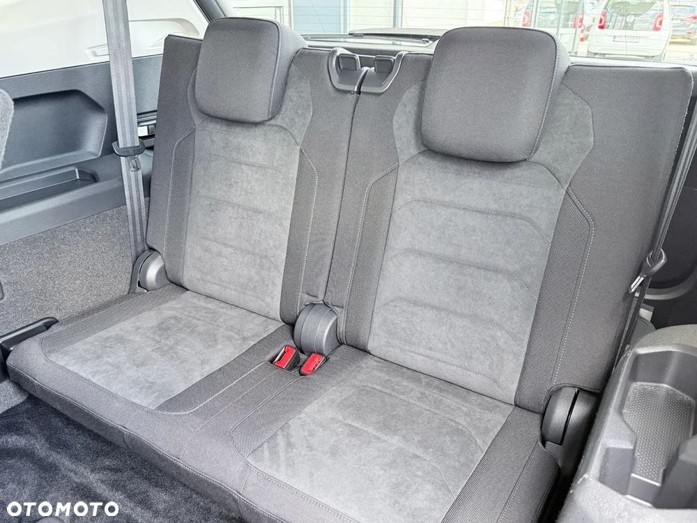 Volkswagen Tiguan 2.0 TSI 4Mot Elegance DSG - 26