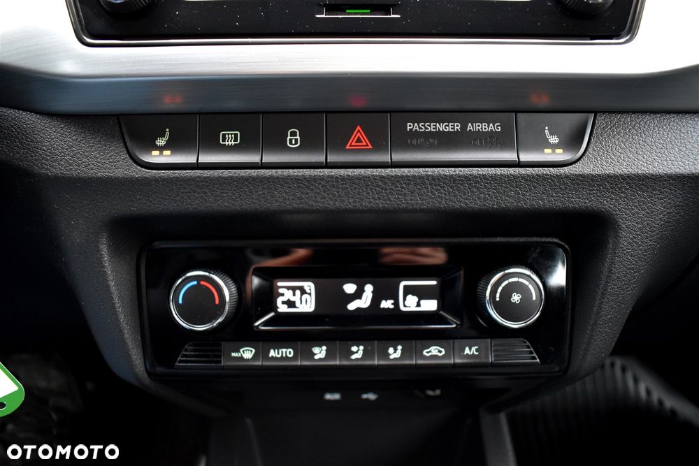 Skoda Fabia 1.2 TSI Monte Carlo - 30