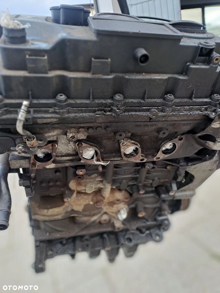 Volkswagen Passat B6 2.0 TDi 170KM silnik bez osprzętu kod BMR CBBB - 5