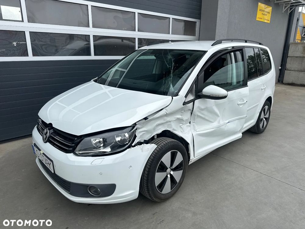 Volkswagen Touran - 8