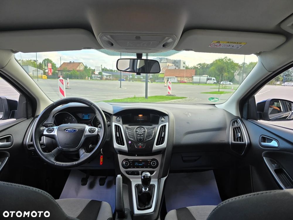 Ford Focus 1.6 TDCi DPF Titanium - 21
