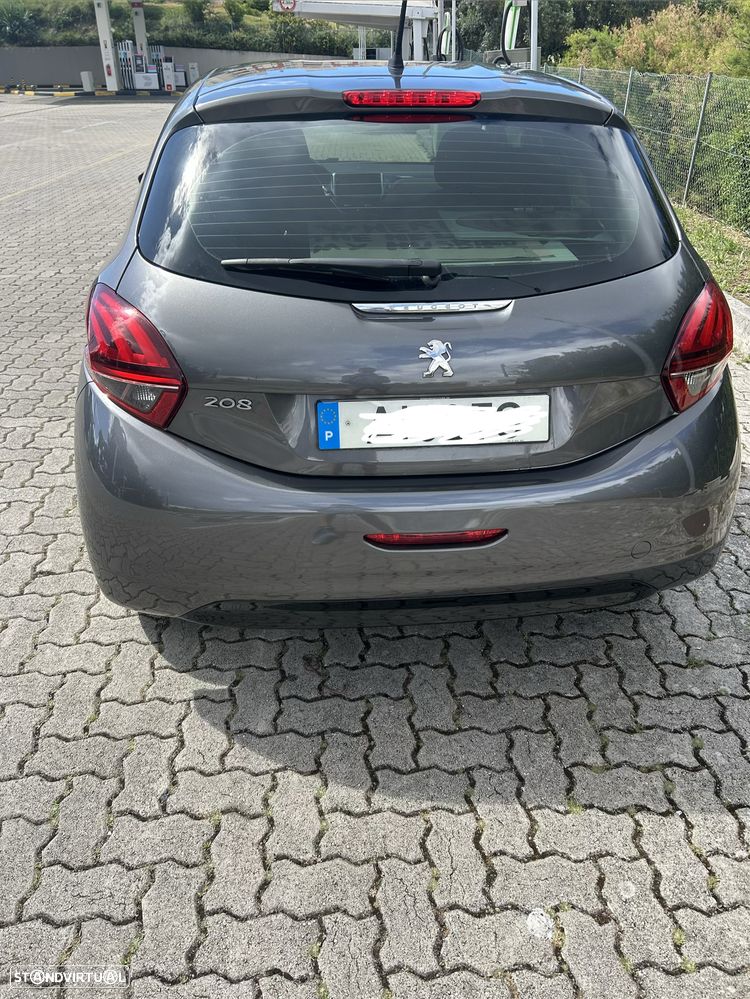 Peugeot 208 PureTech 110 Stop & Start Allure - 4