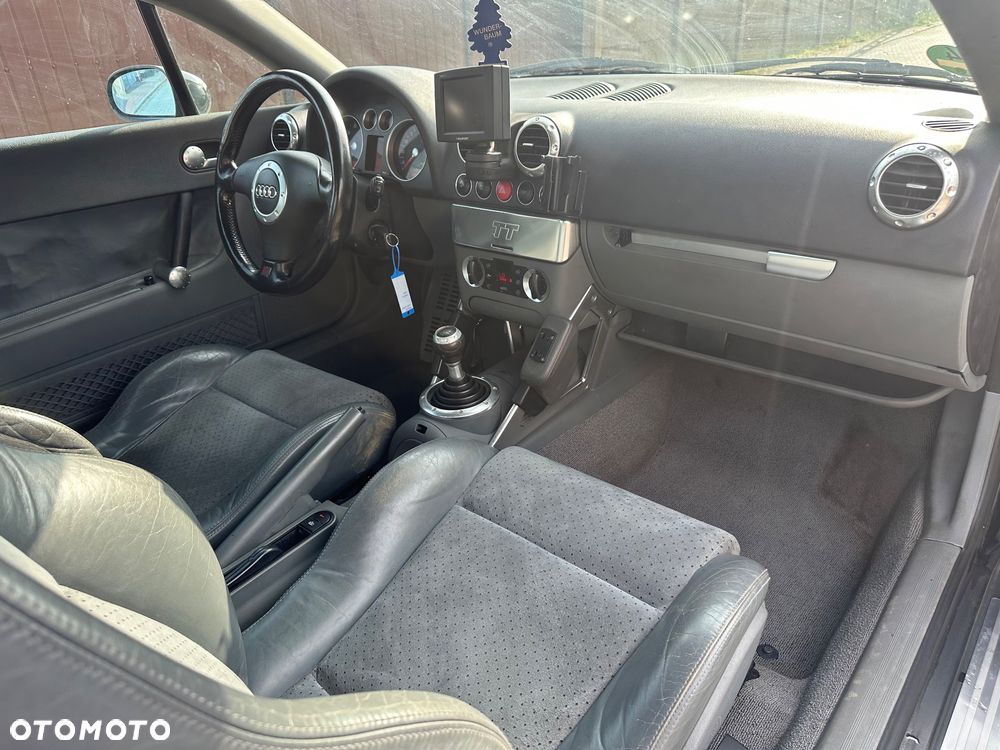 Audi TT Coupé 1.8T - 15