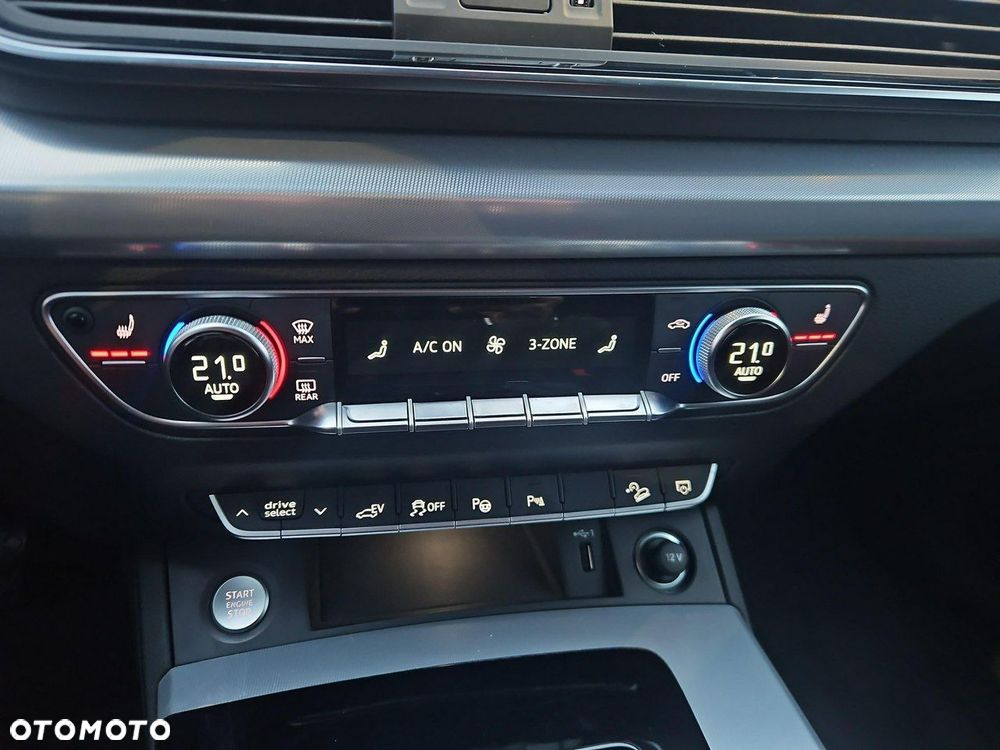 Audi Q5 Sportback - 27