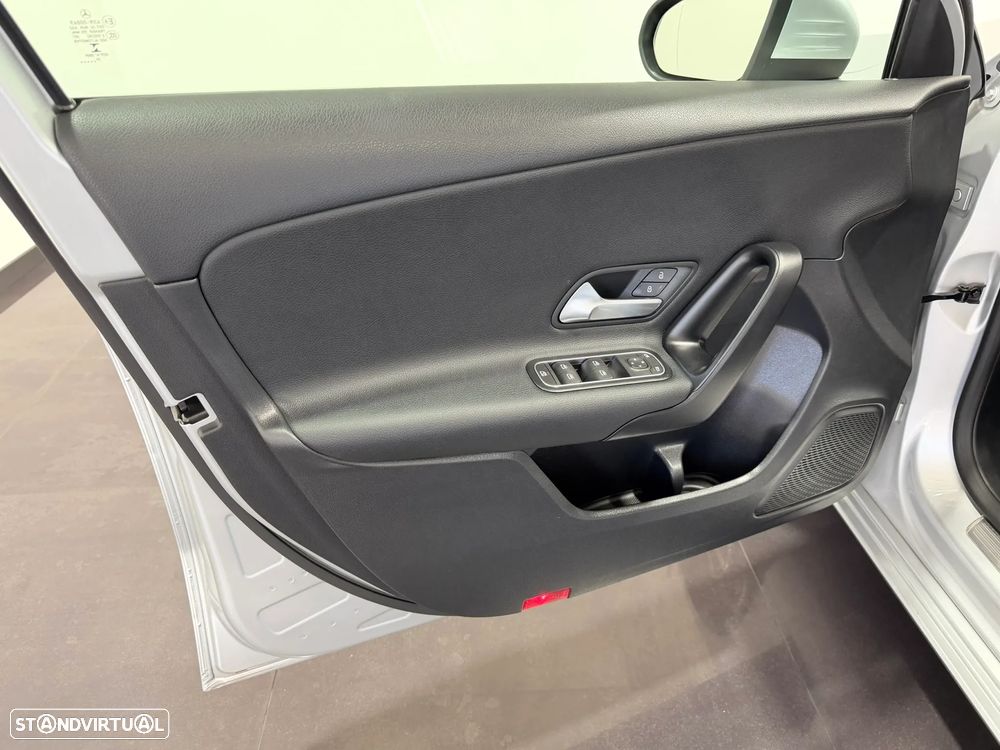 Mercedes-Benz A 180 d Progressive - 18