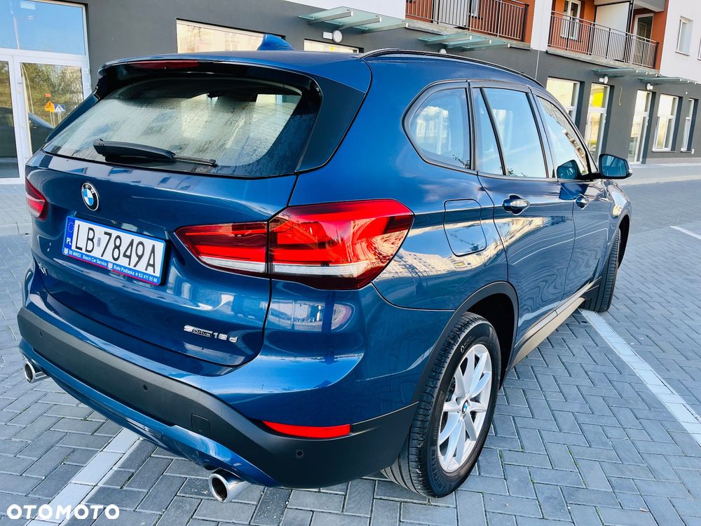 BMW X1 sDrive18d Business Edition - 18