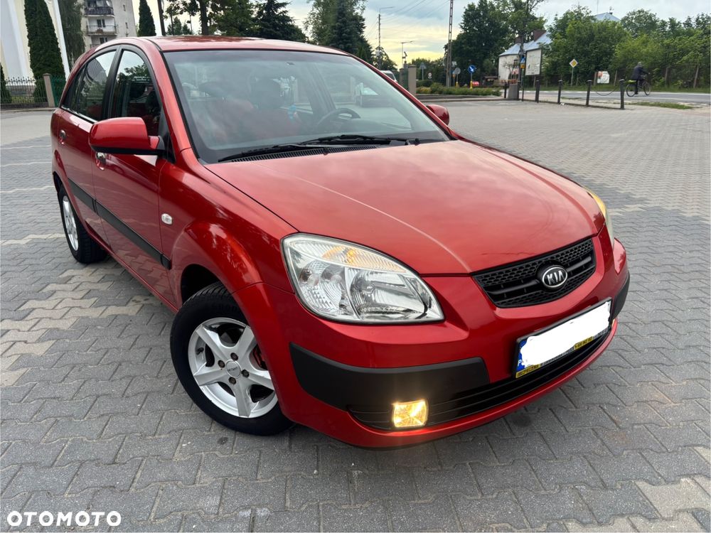 Kia Rio - 1