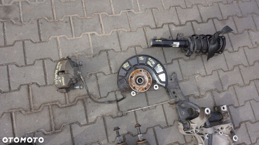ZACISK HAMULCOWY LEWY PRAWY PRZÓD PASSAT B6 B7 CC - 3