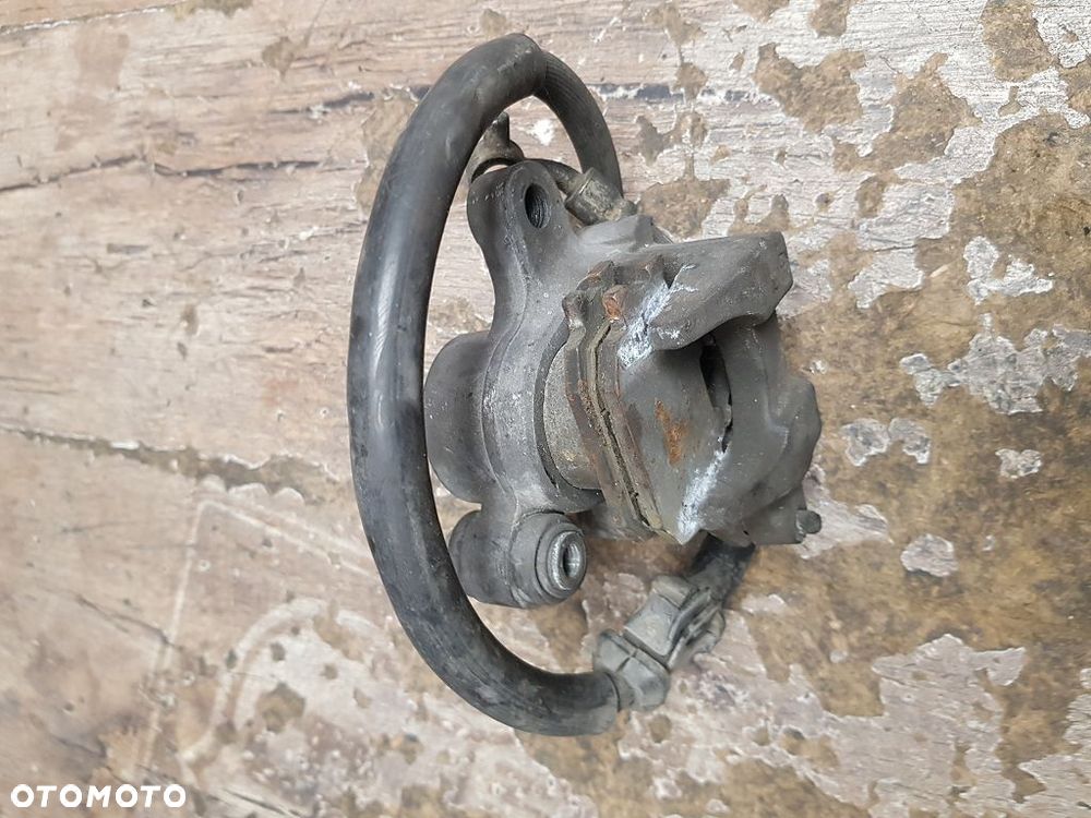 Zacisk hamulcowy Honda CB600 Hornet - 6