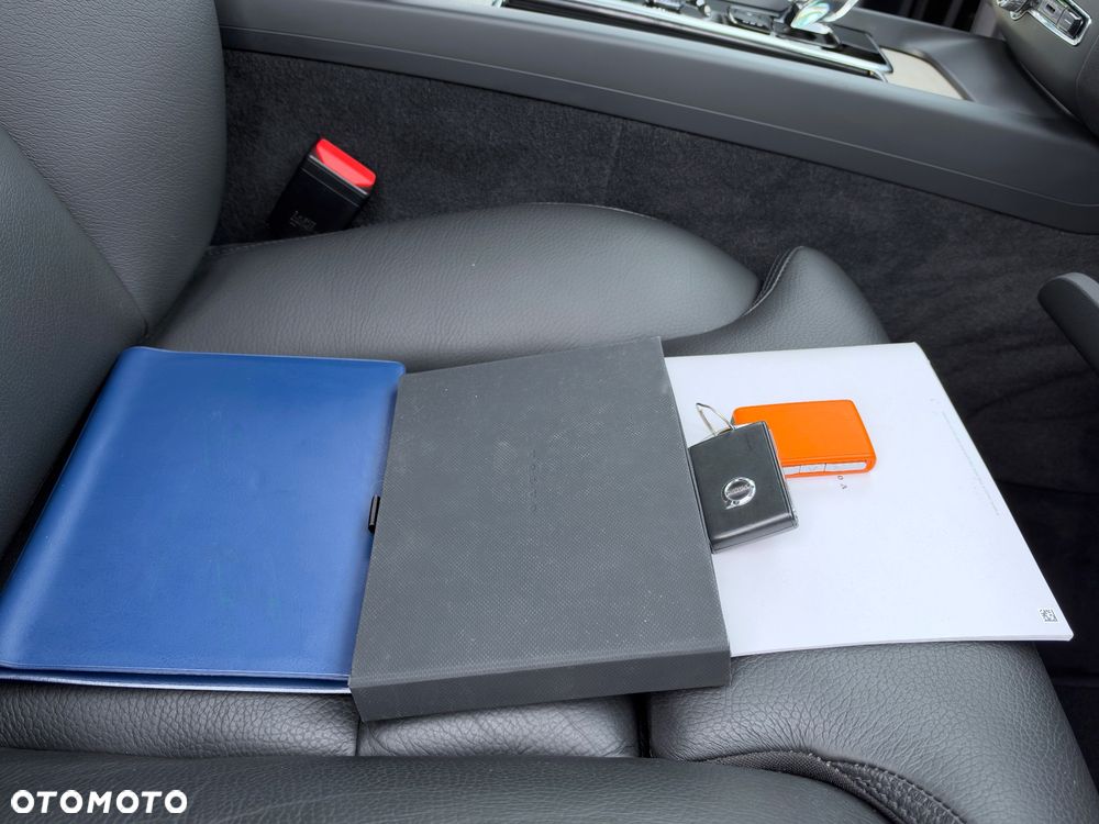 Volvo XC 60 B4 B Geartronic Inscription - 34