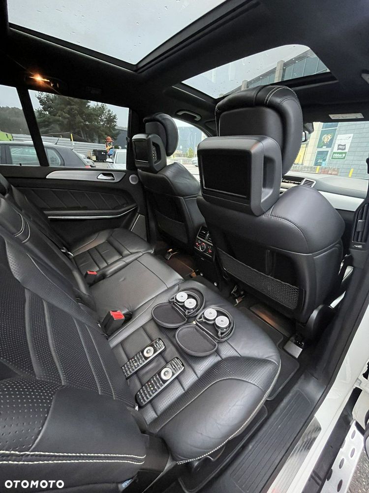 Mercedes-Benz GL - 10