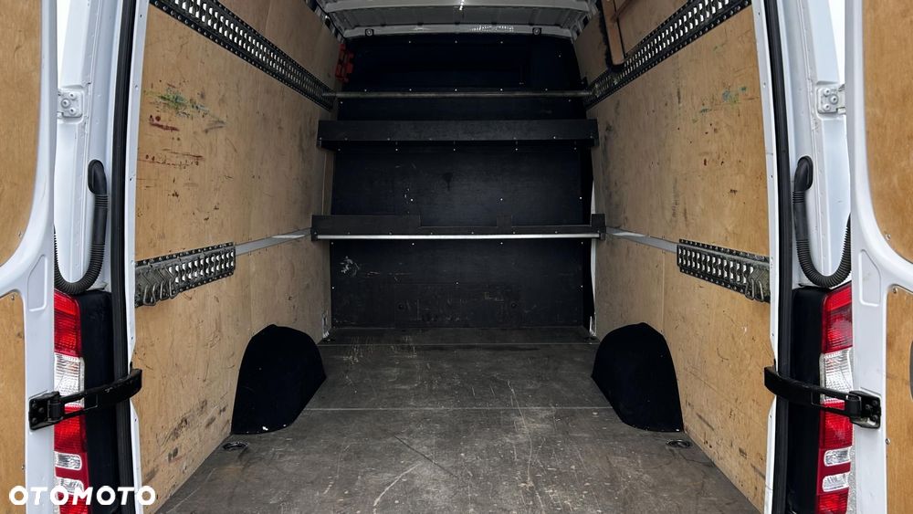 Mercedes-Benz Sprinter - 22