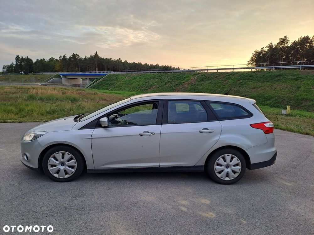 Ford Focus 2013 photo 3