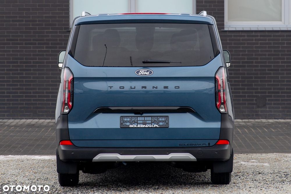 Ford Tourneo Custom - 7