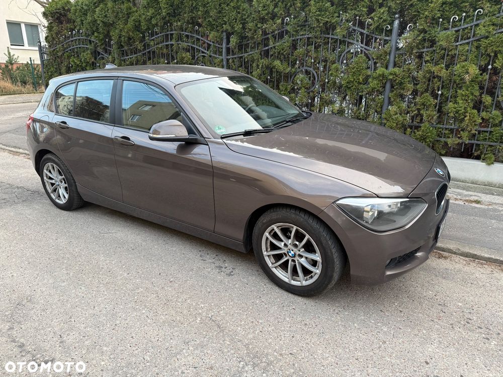 BMW Seria 1 116i - 15