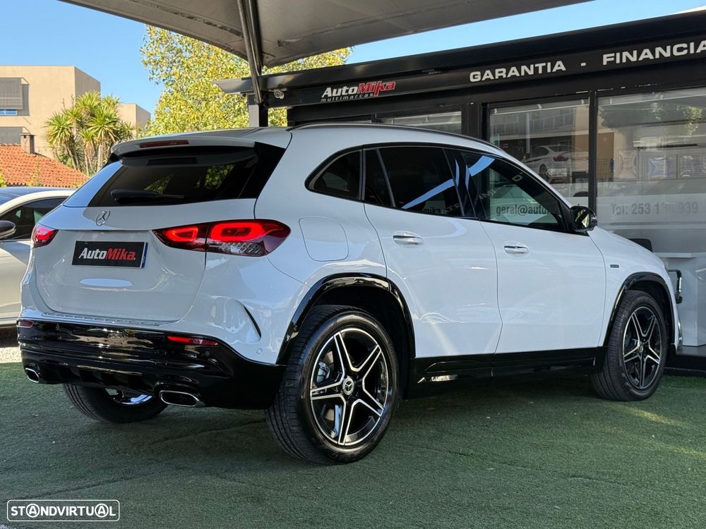 Mercedes-Benz GLA 250 - 11