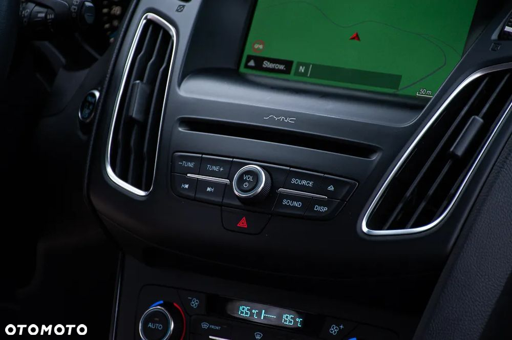 Ford Focus 1.5 EcoBlue Start-Stopp-System TITANIUM - 21