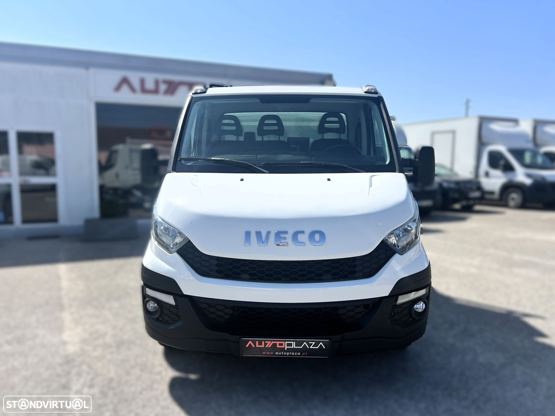 Iveco Daily 35C13 RODADO DUPLO BASCULANTE - 2