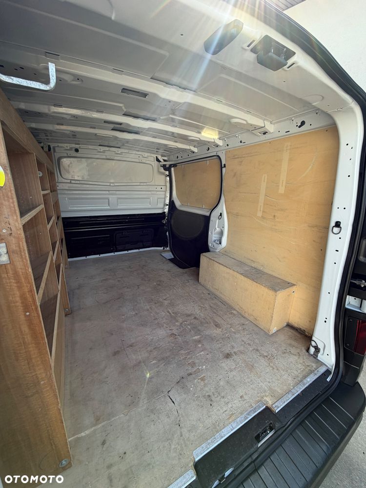 Renault Trafic Blaszak 2.0 - 11