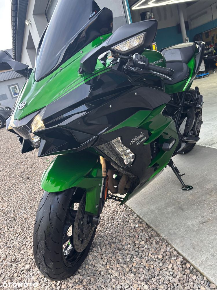Kawasaki Ninja H2 SX - 9