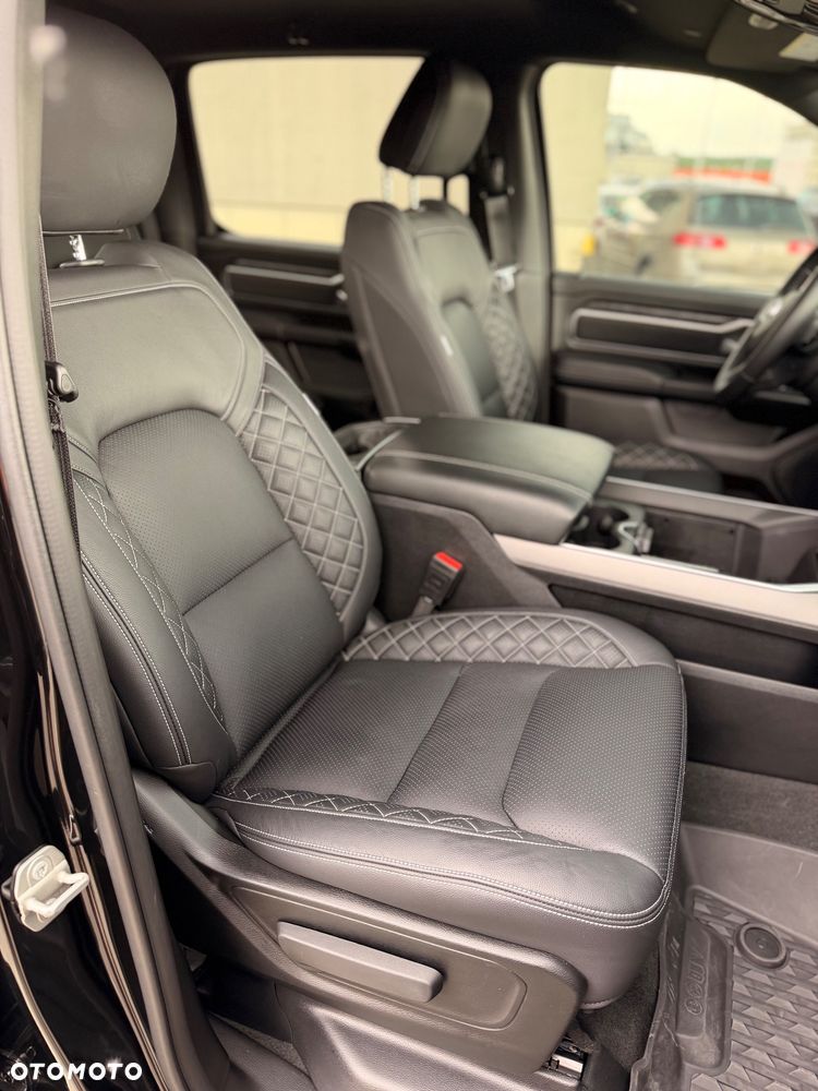 Dodge RAM 5.7 4x4 - 21