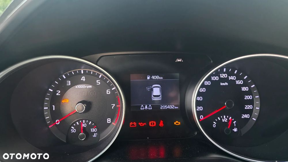 Kia Ceed - 11