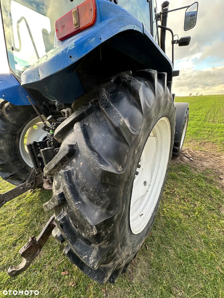 New Holland TS110 - 6