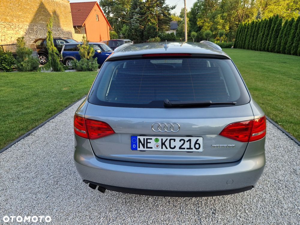 Audi A4 Avant 2.0 TDI DPF Ambiente - 19