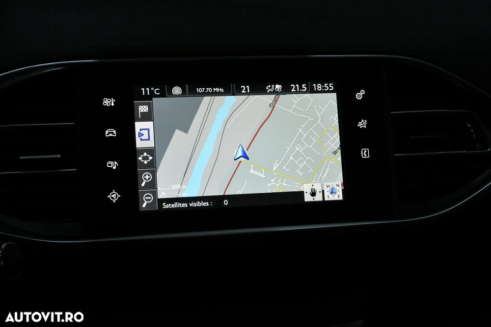 Peugeot 308 1.2 e-THP STT Allure - 22