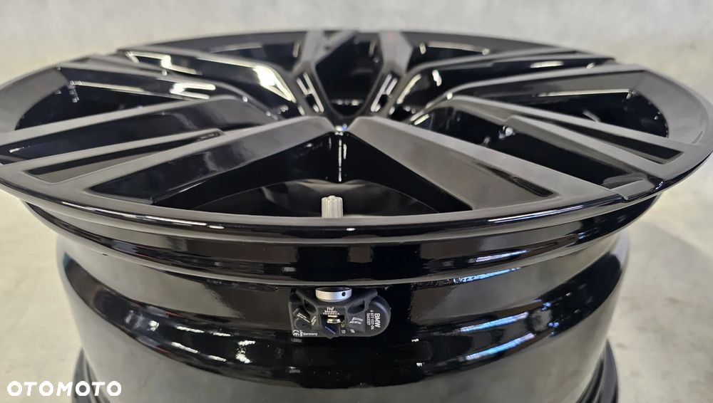 FELGI 6896768 6896770 BMW 4 G22 G23 G26 i4 G26 8,5x19 ET36 9x19 ET42 TPMS - 7