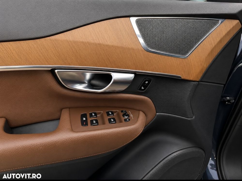 Volvo XC 90 B5 MHEV AWD 7 locuri Momentum Pro - 17