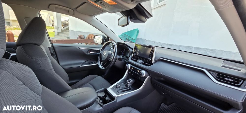 Toyota RAV4 - 13