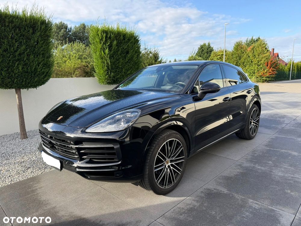 Porsche Cayenne - 1