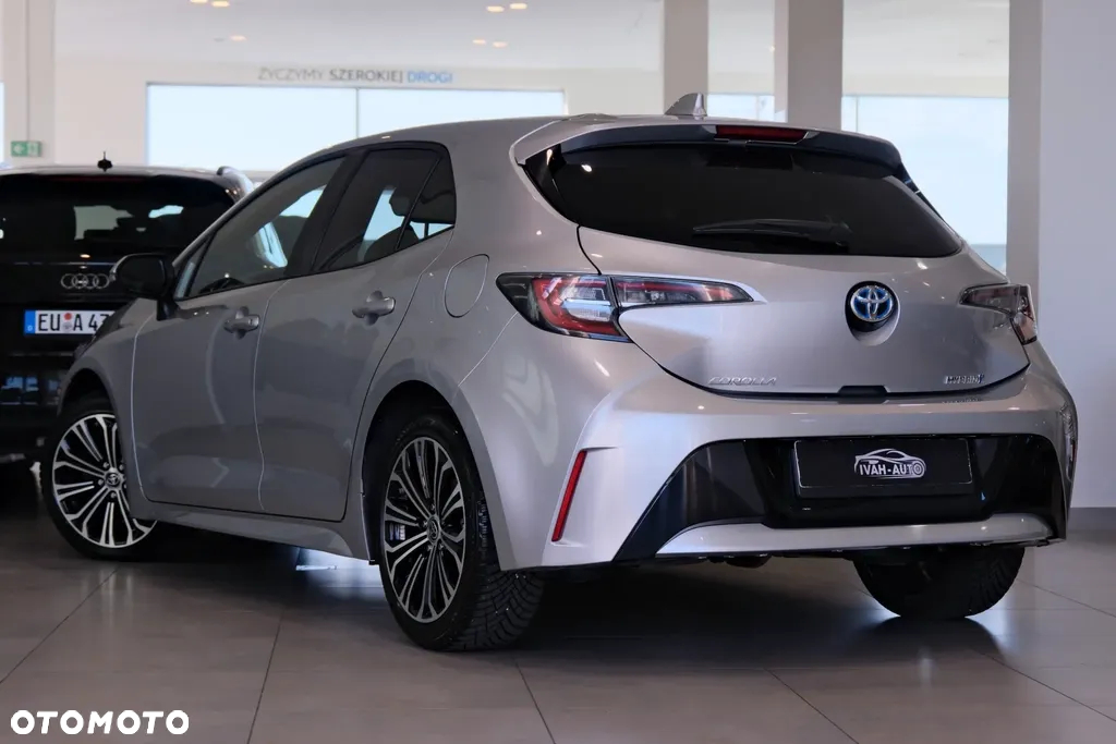 Toyota Corolla 1.8 Hybrid Active - 9