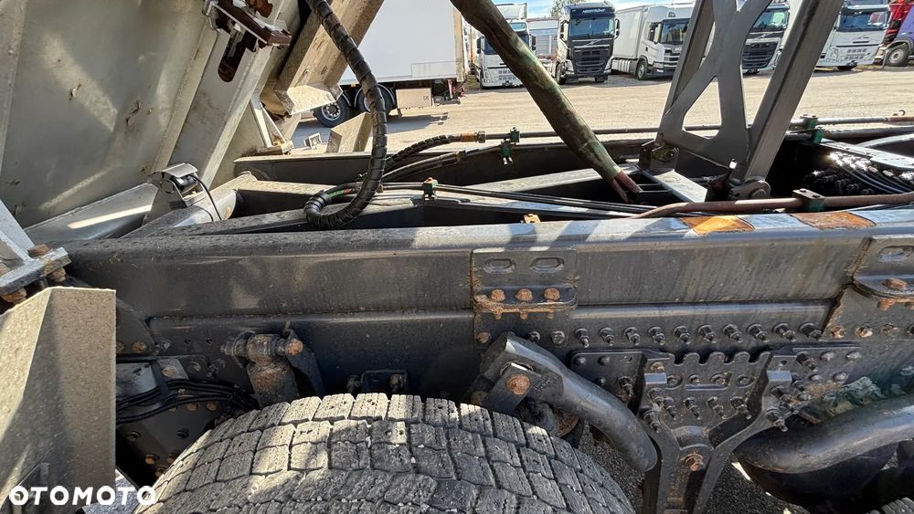 Volvo FH540 6x4 + RETARDER + LIFTING AXLE + EURO 6 - 31