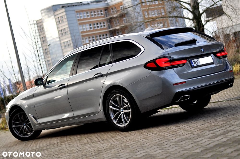 BMW Seria 5 520i - 12