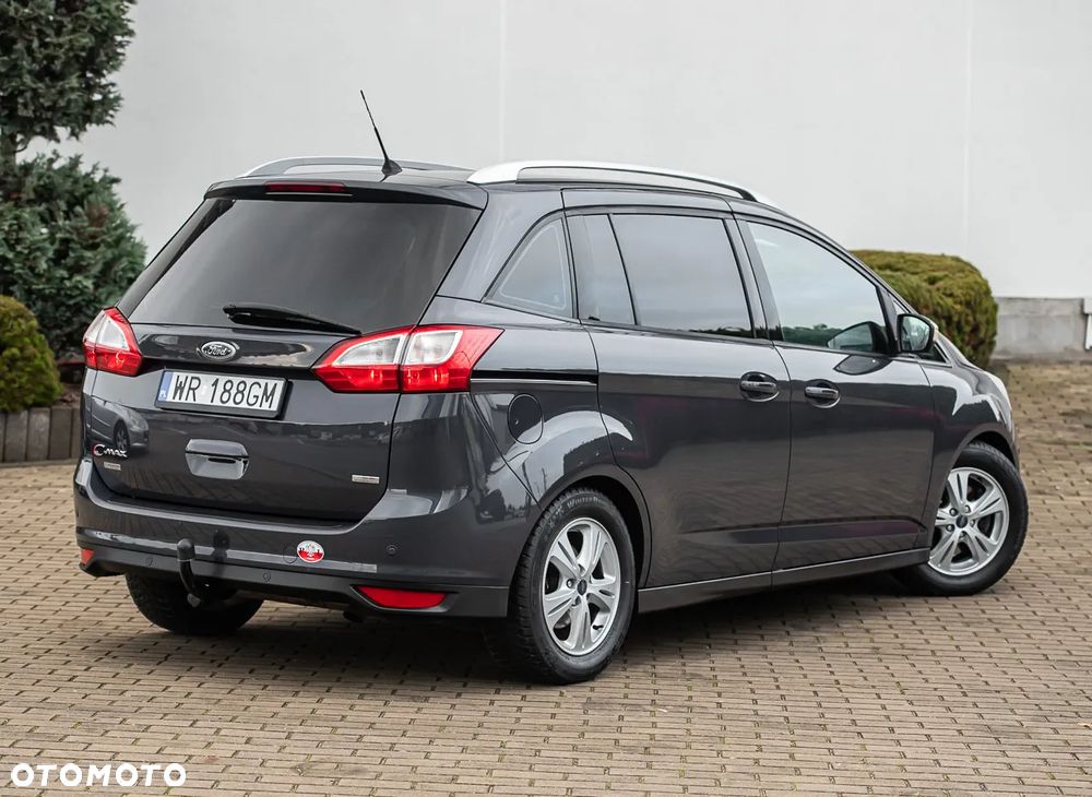 Ford Grand C-MAX - 13