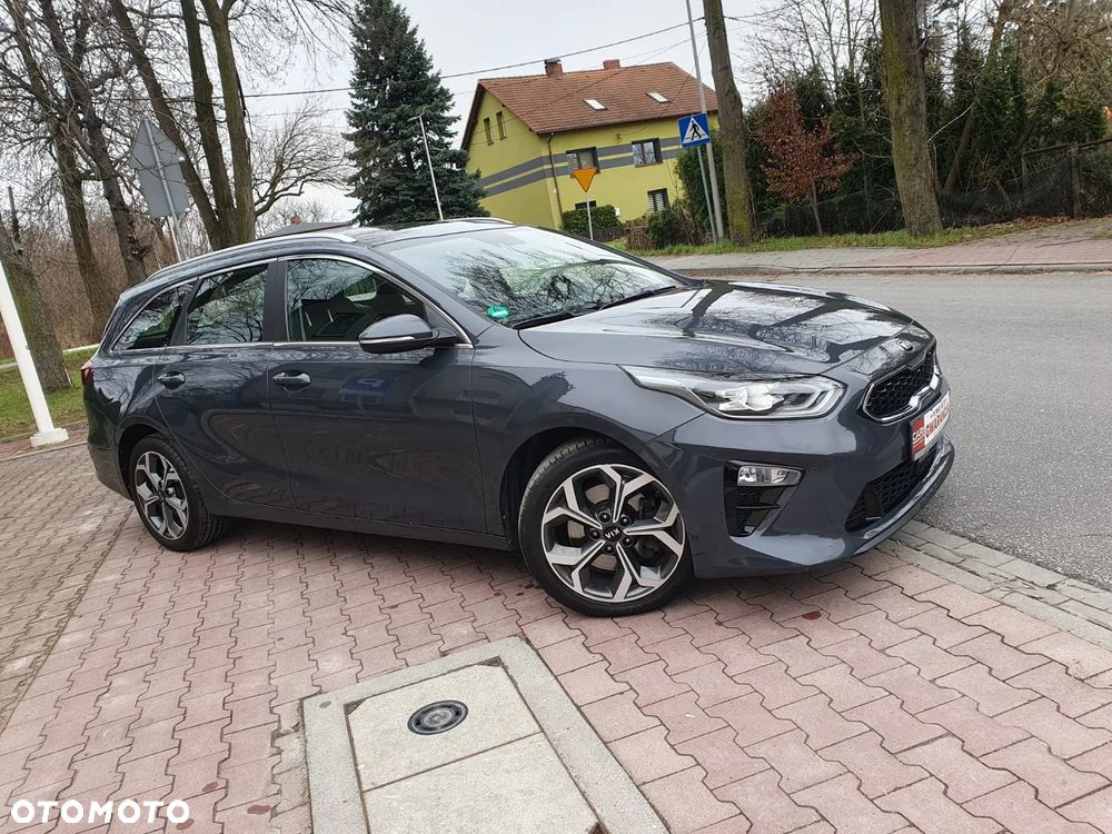 Kia Ceed 1.6 CRDi DCT Spirit - 28