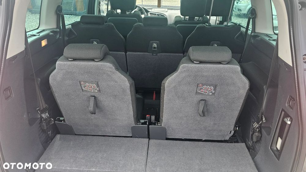 Peugeot 5008 2.0 HDi Business Line 7os - 9